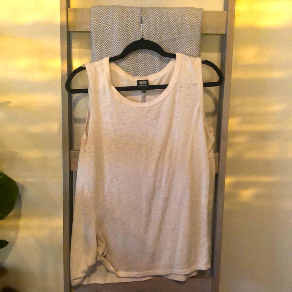 Like new Bobeau tie front tank in Beige (Sz L)‎